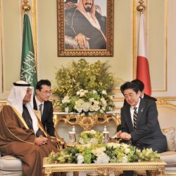 ولي العهد يلتقي رئيس وزراء اليابان ويعقدان جلسة مباحثات رسمية