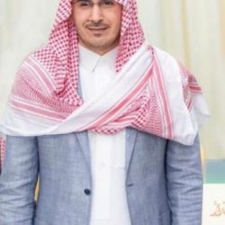 هزة أرضية عنيفة تضرب #طهران وتثير رعب سكانها