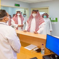 #امريكا تدرس حظر وضع الركبة على العنق فى اعتقال المشتبه بهم بعد مقتل #فلويد