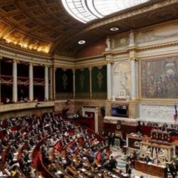 وزير الخارجية يستعرض الموضوعات المشتركة مع نظيره الأنغولي