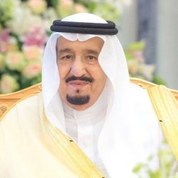 ولي العهد يتلقى اتصالًا من الرئيس الفرنسي
