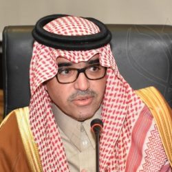 اندلاع حريق بسفينة تابعة للبحرية الأميركية في #سان_دييغو