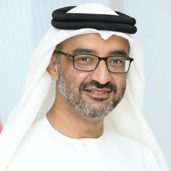 بلدية العزيزية تُغلق مستودعاً للحدادة والنجارة