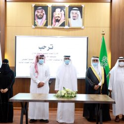 ترجيح سعي مقربين من الرئيس الأميركي إلى إقناعه بالتنازل