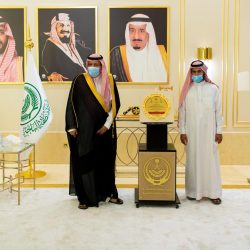 التوأم “وسن و فراس ” يضيئان منزل الإعلامي العبيري