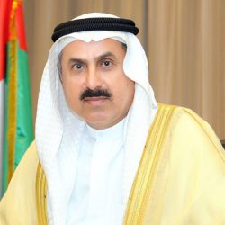 البروفيسور وديع العزعزي يدرب طلاب الدراسات العليا على “أساسيات كتابة الخطة البحثية في الدراسات الإعلامية “