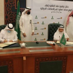“دولة الإمارات” تمنح الإقامة الذهبية لمدة 10 سنوات لفئات من المقيمين