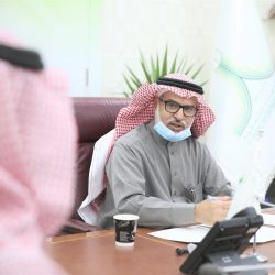 أمير تبوك يترأس اجتماع لجنة الدفاع المدني الرئيسية بالمنطقة