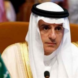 محافظ المخواة يزور قرى الملاليح ويفتتح معرضها