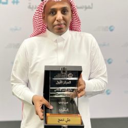 أمير قطر يغادر العلا والأمير محمد بن سلمان في وداعه