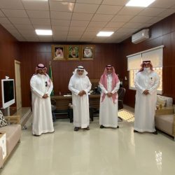 “وزير الرياضة” يرعى اليوم مباراة كأس السوبر السعودي بين النصر والهلال