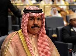 طائرة الوفد الإماراتي برئاسة الشيخ محمد بن راشد تهبط في مطار العلا