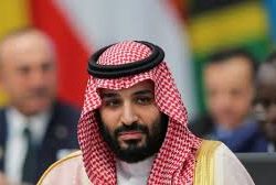 العراق.. إخلاء سفينة في المياه الدولية بعد التصاق لغم بحري فيها