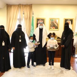الأمير تركي بن محمد يحث على الاستمرار في توعية مستفيدي ” بناء” بالإجراءات الاحترازية لمواجهة كورونا ومواصلة الدعم لهم