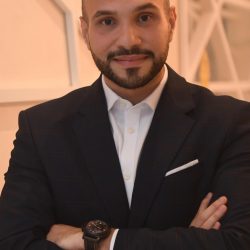 صفقة “وارنر” مع “روتانا” من شأنها توسيع حضورها في سوق الموسيقى المزدهر بالمنطقة