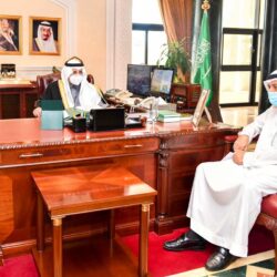 الأمير ⁧‫مشعل بن ماجد‬⁩ يلتقي ويكرم رؤساء مراكز الأحياء المتميزة بمحافظة جدة