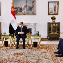 العنزي يجتمع بالأمن والسلامة بفرع وزارة الشؤون الإسلامية بالحدود الشمالية