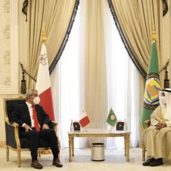 الدكتور الربيعة يلتقي سفير نيبال لدى المملكة