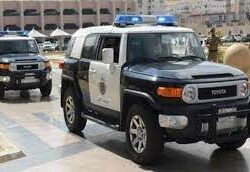 شرطة مكة المكرمة تلقي القبض على (5) أشخاص لمشاجرتهم في مناسبة اجتماعية ونشرها في مواقع التواصل الاجتماعي