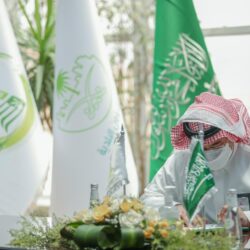 وفد أمريكي يزور عيادات مركز الملك سلمان للإغاثة في مخيم الزعتري بالأردن