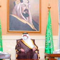 أمير الجوف يسلم 24 وحده لمستفيدي جمعية مأوى