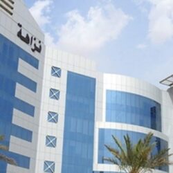 مالك مربط اكتوبر يزور مركز النادر للصقور