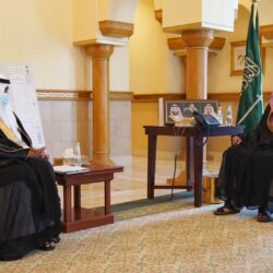 سلطان عُمان يتابع تطورات جائحة كورونا .. ويؤكد: “انخفاض كبير في أعداد الإصابات .. وعلى الجميع تلقي التحصين”