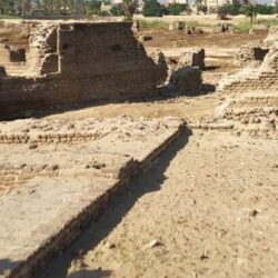 سمو وزير الخارجية يجري اتصالًا هاتفيًا بوزير الشؤون الخارجية الجزائري