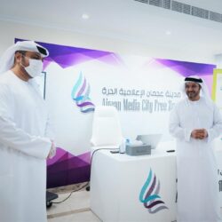 – وصول أولى الرحلات الروسية القادمة إلى مدينة شرم الشيخ  … واستقبال السائحين بالورود