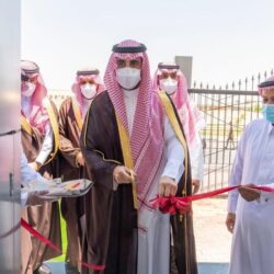 مدير الشؤون الإسلامية بالحدود الشمالية يجتمع بالمراقبين .