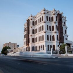 المزاد الدولي لمزارع إنتاج الصقور يستعرض تطوُّر البيولوجيا الجينية وعملية إنتاج الصقور