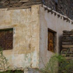 أمير منطقة مكة المكرمة يكرم عدد من طلاب وطالبات جامعة أم القرى الحاصلين على جوائز عالمية