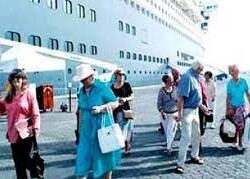 رئيس وزراء باكستان يستقبل رئيس البرلمان العربي ويبحثان: القضية الفلسطينية والأمن الاقتصادي ومواجهة الإسلاموفوبيا