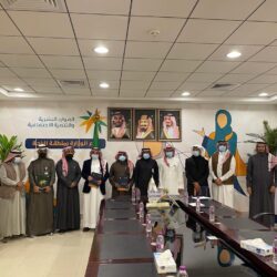 مدير عام فرع وزارة الموارد البشرية يستقبل مدير بنك التنمية