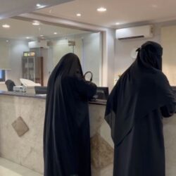 الأمير سعود بن جلوي يفتتح معرض “ريشة طيف” لذوي اضطراب طيف التوحد