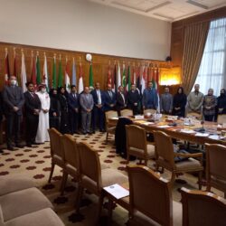 مدير فرع وزارة الموارد البشرية بمنطقة تبوك يكرم المتقاعدين