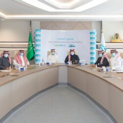 الغانم يجتمع بالقاهرة الى رئيس المجلس الشعبي الوطني الجزائري