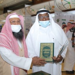 جمعية إعلاميون- فرع الجوف تشارك في حفل “يوم التأسيس” بتوزيع عدد من الهدايا على الزوار والمشاركين