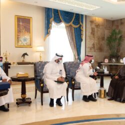 مستشار خادم الحرمين الشريفين أمير منطقة مكة المكرمة يدشن العيادات الطبية المتنقلة بالتجمع الصحي بمكة المكرمة مستشار خادم الحرمين الشريفين أمير منطقة مكة المكرمة يدشن العيادات الطبية المتنقلة بالتجمع الصحي بمكة المكرمة