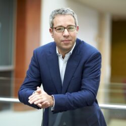 تحالف يضم “رؤية الإمارات” التابعة لمجموعة “e&”، و”القابضة” (ADQ) يستحوذ على حصة الأغلبية في “ستارزبلاي أرابيا”