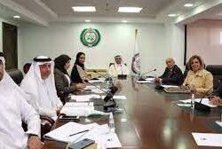 الأمين العام لمجلس التعاون يؤكد أهمية المشاورات اليمنية – اليمنية برعاية مجلس التعاون لإنهاء الصراع في اليمن ودعم كل ما من شأنه تحقيق الأمن والاستقرار