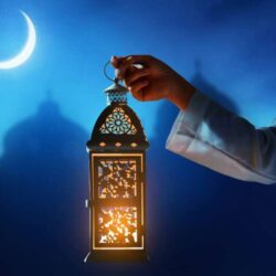 #عاجل  #الديوان_الملكي: المحكمة العليا: يوم غدٍ الأحد هو المكمل لشهر #رمضان المبارك.. ويوم الاثنين هو أول أيام عيد الفطر.