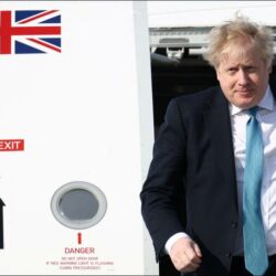 سمو ولي العهد يجري اتصالا هاتفيا بشهباز شريف هنأه خلاله بتوليه رئاسة الوزراء في جمهورية باكستان الإسلامية