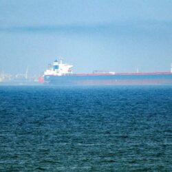 سمو ولي العهد  يتلقى اتصالا هاتفيا من الرئيس الروسي