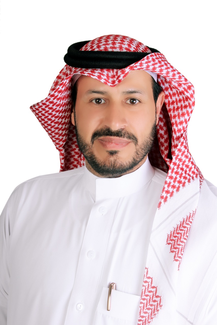 المسؤول ؛ وحساسيته للنقد