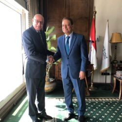 الامين العام المساعد، رئيس قطاع الإعلام والاتصال بجامعة الدول العربية، يقوم بزيارة الشركة المصرية لمدينة الانتاج الاعلامي بالسادس من أكتوبر