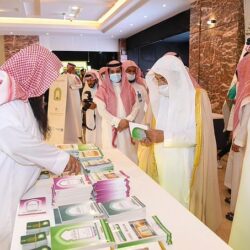 حجاج بيت الله الحرام يتوافدون إلى مشعر منى لقضاء يوم التروية