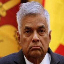 مبادرة “عيديتكم فرحتنا ” تعايد عمال النظافة بالقنفذة