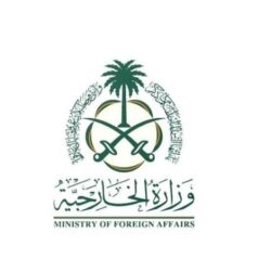 بوريس جونسون يستقيل من قيادة حزب المحافظين