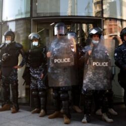 وزير السياحة يفتتح “مركز التحكم والقيادة” ويكرم المتميزين في مركز العناية بالسائح وزير السياحة يفتتح “مركز التحكم والقيادة” ويكرم المتميزين في مركز العناية بالسائح